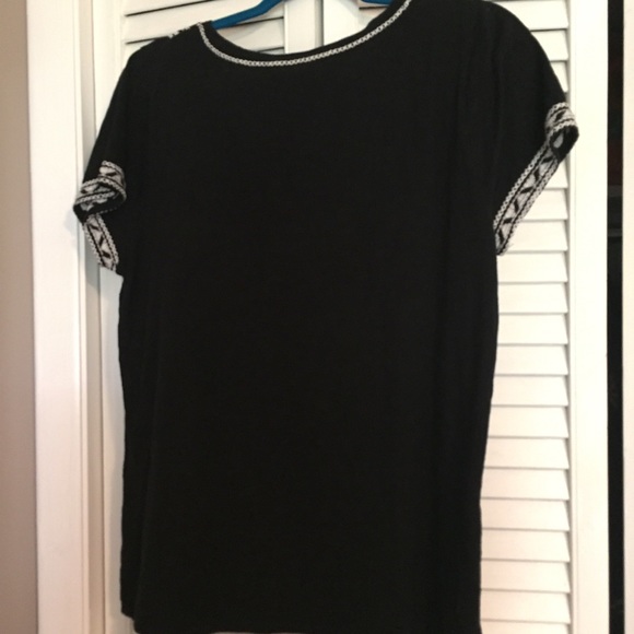Lucky Brand embroidered B&W tee - Picture 2 of 8